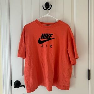 nike tee shirt